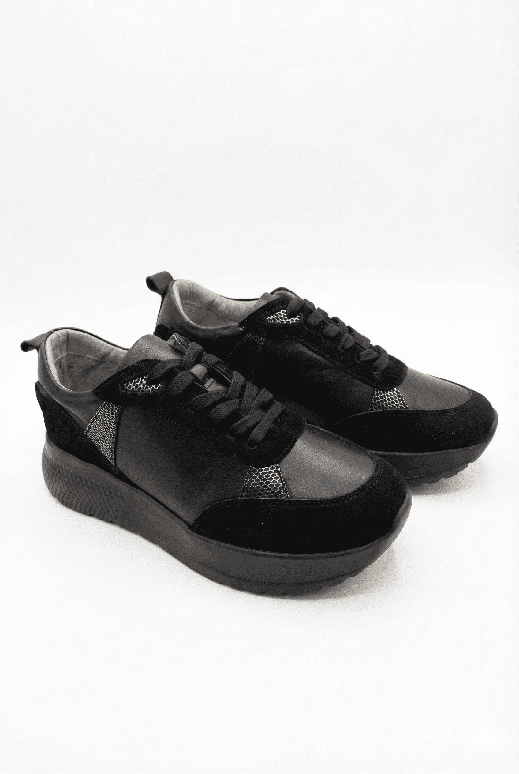 KADIN DERİ SPOR AYAKKABI-25KSRM224-SİYAH